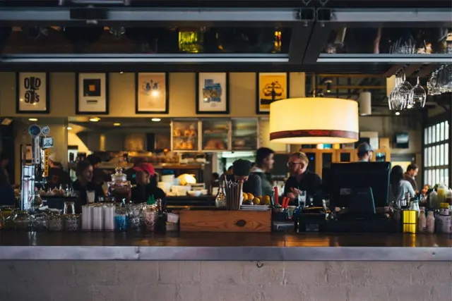 Restaurant bar that relies on its ice machine